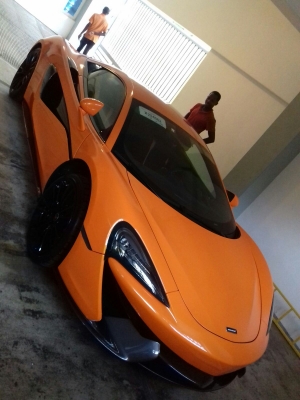 el carro de cristian